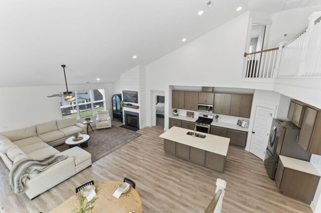 Building Photo - Single Family Home in Gallatin for Lease
