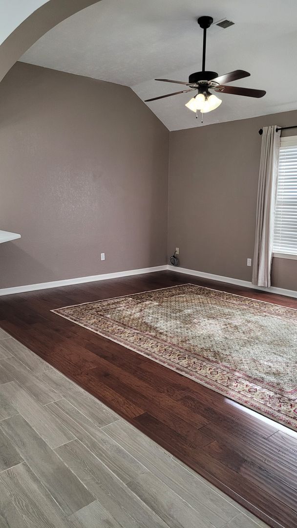 Building Photo - Beautiful home in Hernando!