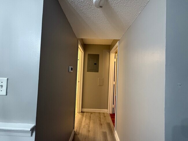 Building Photo - 34 Walden Dr