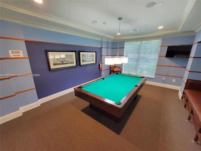 Building Photo - 700 E Boynton Beach Blvd