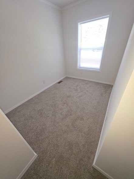 Building Photo - 87675 US-101