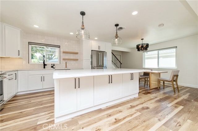 Building Photo - 13381 Del Cerro Dr