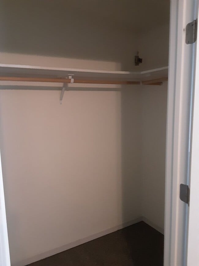 Building Photo - 274 Horseshoe Lake Rd