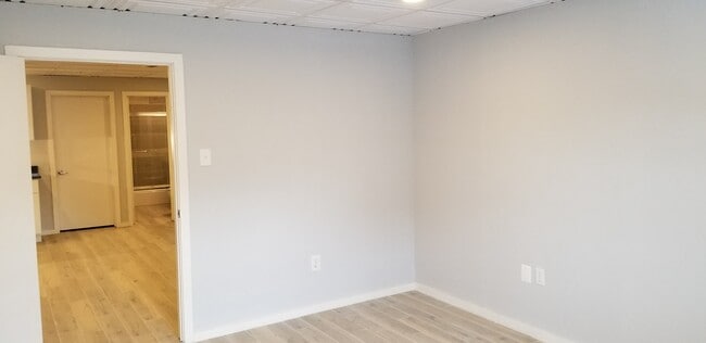 Building Photo - 2317 E Westmoreland St