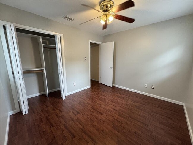 Building Photo - 1401 Olander St