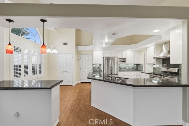 Building Photo - 14780 Butterfly Ct