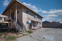 Building Photo - 2400DelM