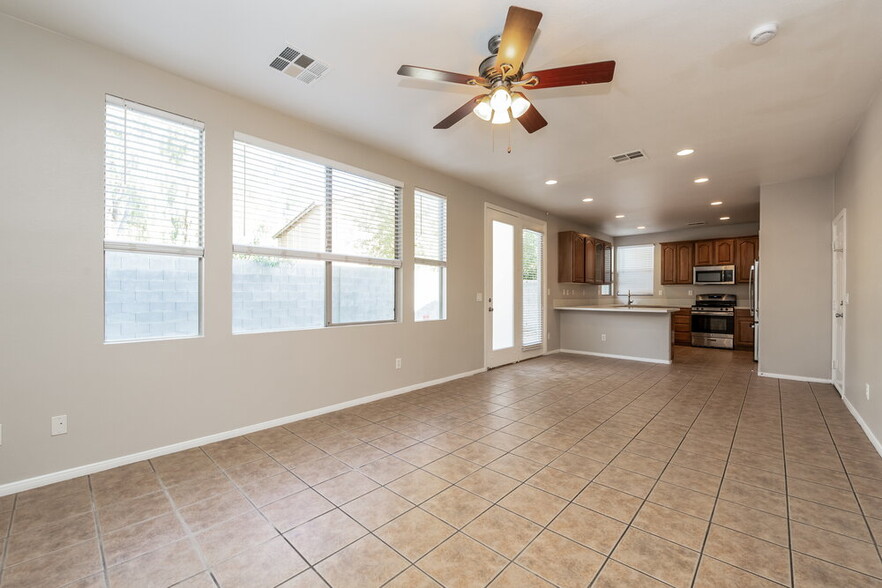 Building Photo - 1848 Arrow Stone Ct