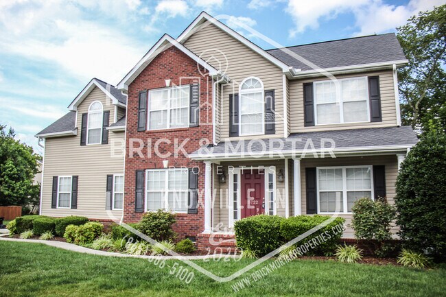 Primary Photo - 5722 Rhyne Cove Ln