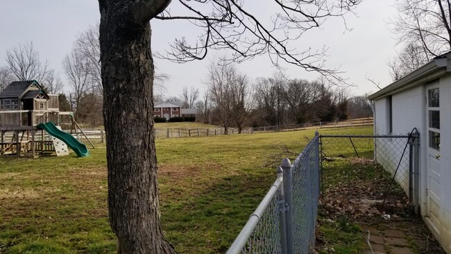 Building Photo - CHECK ME OUT!  3 Bedrooms, 2 Full Baths, B...