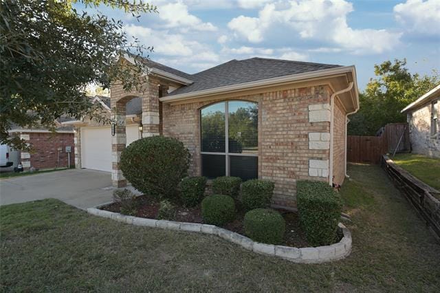 Building Photo - 808 Bahar Ct