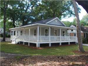 Primary Photo - Custom Built Home in Park Circle