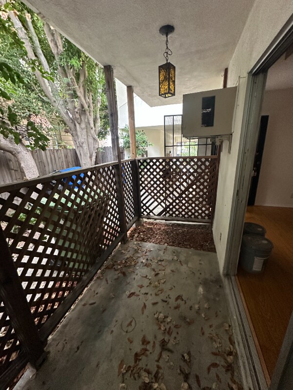 Building Photo - 1906 Pelham Ave