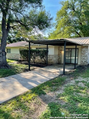 Building Photo - 3510 Fieldstone Dr
