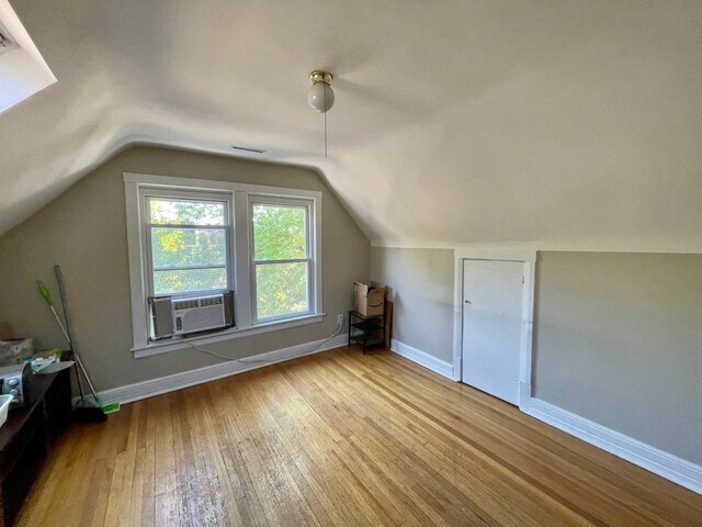 Building Photo - 1322 W Melrose St