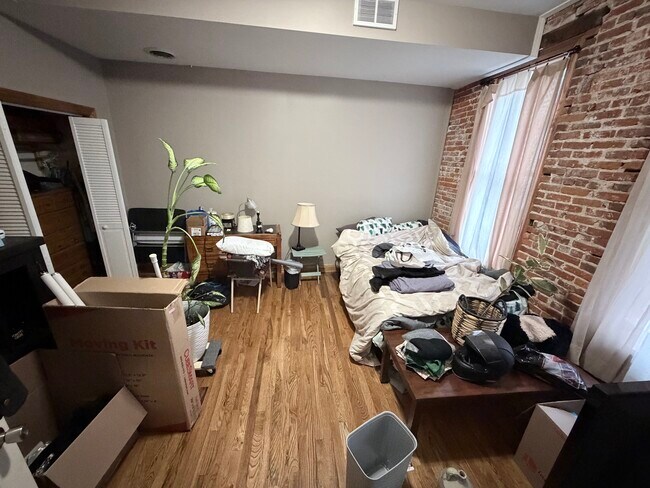 Building Photo - 35 S Monroe St