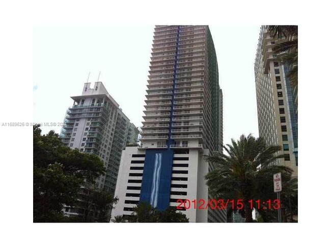 Building Photo - 1200 Brickell Bay Dr