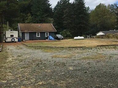 Building Photo - 7643 E D St