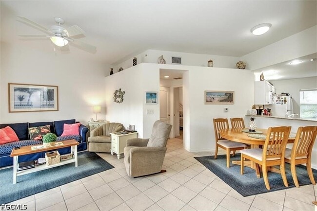 Building Photo - 12171 Summergate Cir