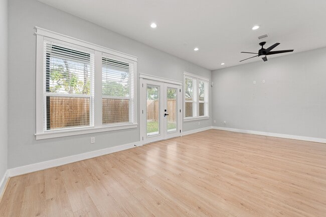 Building Photo - 6480 T C Jester Blvd