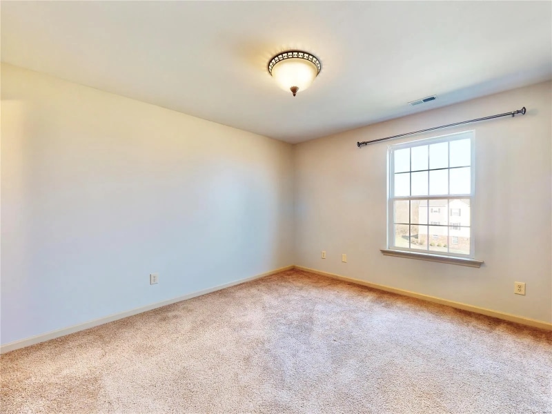 Building Photo - 5132 Welsh Dr