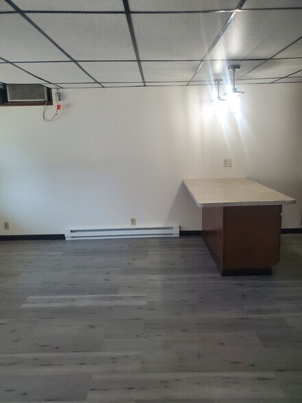 Building Photo - 1613 Huffman Ave