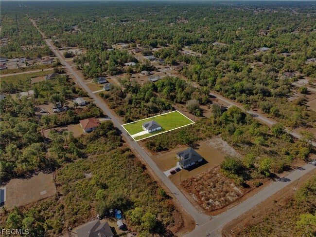 Building Photo - 517 Johns Ave