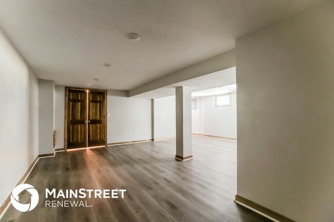 Building Photo - 2804 N 109th St