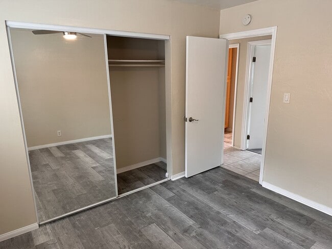 Building Photo - Remodeled 2 Bed/1 Bath unit in North Park w/ Private Yard!