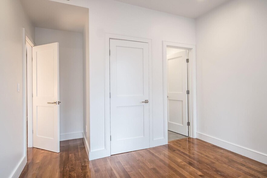 *Pictures are representative samples of the advertised unit. In some cases, the actual units you tou - 23 Temple St