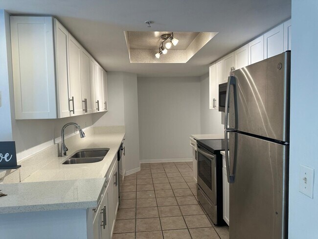 Building Photo - 4179 N Haverhill Rd