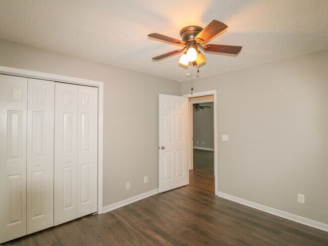 Building Photo - Nice Rental in Athens City!