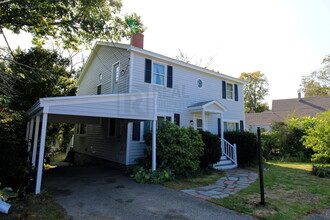 Building Photo - 163 Winnacunnet Rd