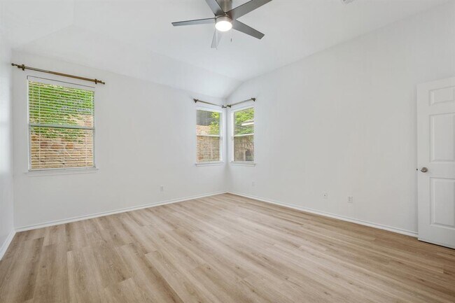 Building Photo - 23 Juniper Berry Way