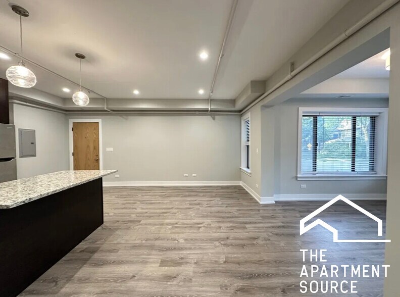 Building Photo - 1143 Maple Ave