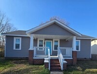 Building Photo - House in Hopewell