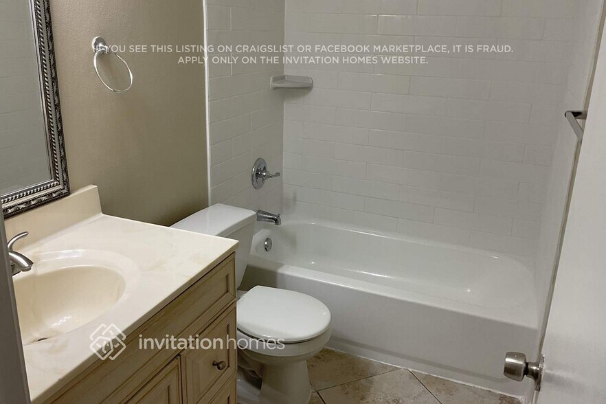 Building Photo - 5205 Garner Pl