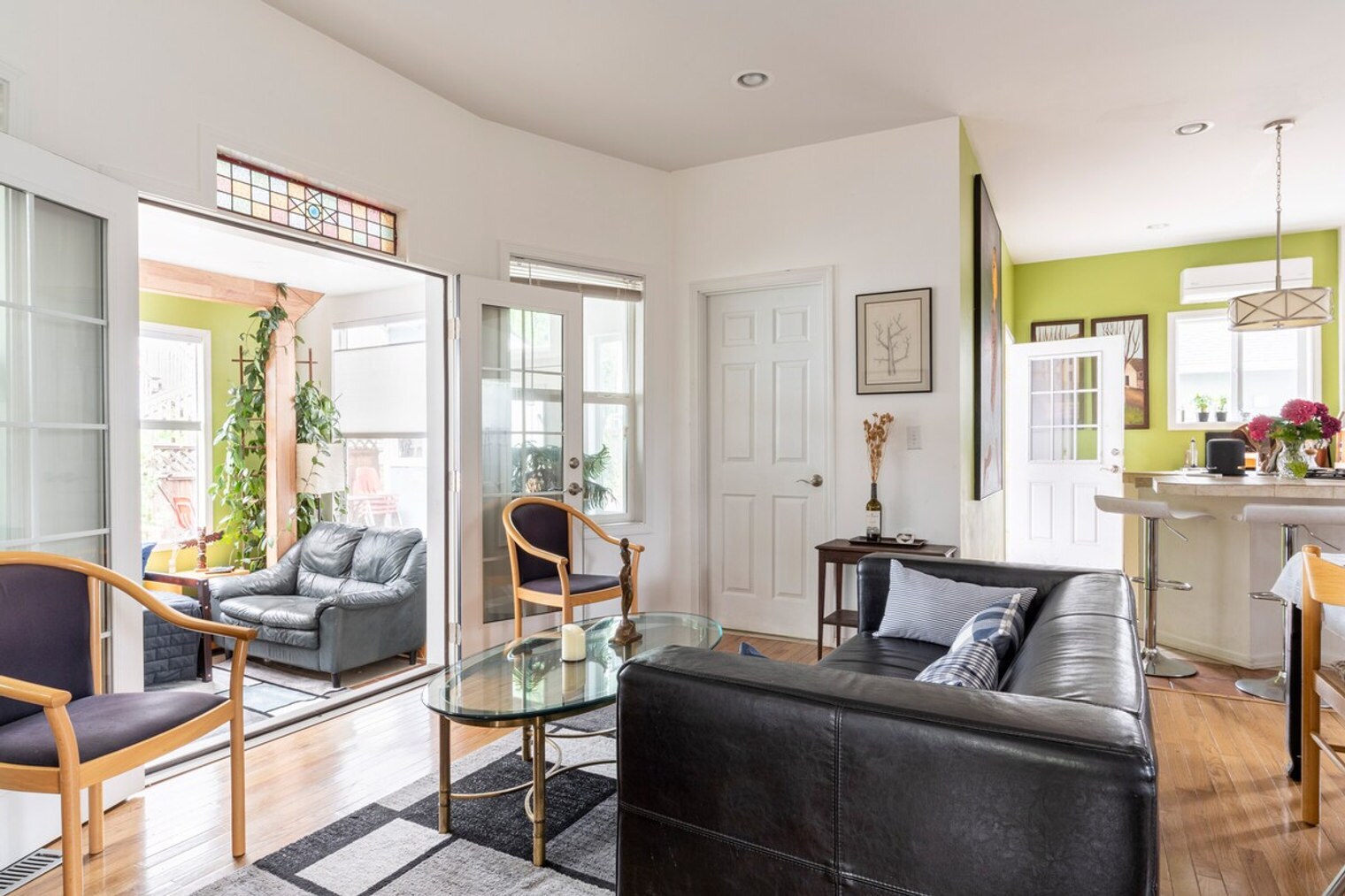 Building Photo - 938 21st Ave