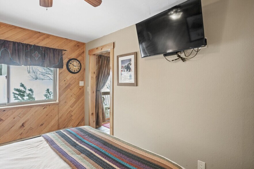 Building Photo - 2135 Burgess Creek Rd