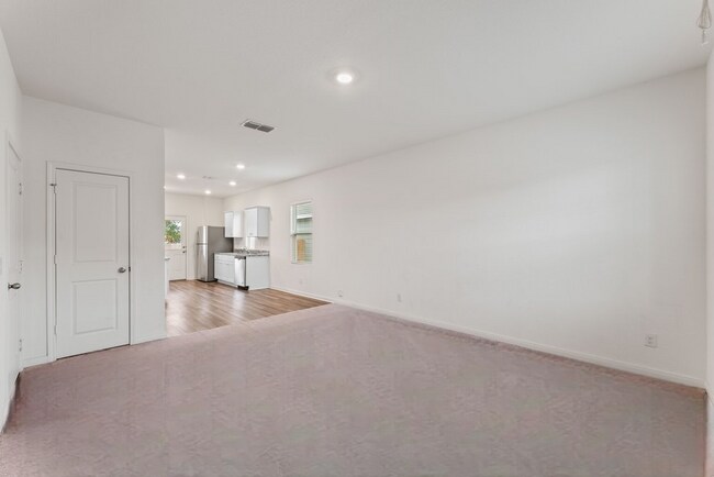 Building Photo - 6032 Pearl Mdw