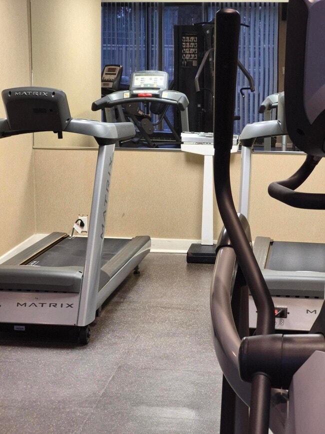 Building Photo - 5000 Civic Center Dr