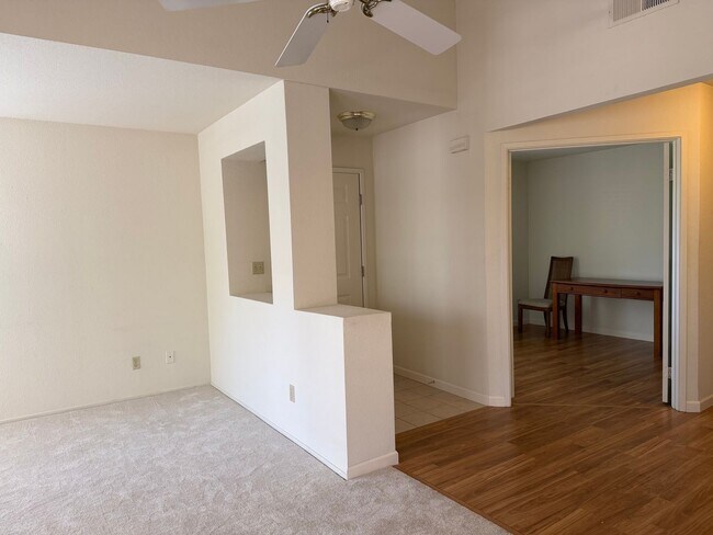 Building Photo - 3813 Pasadena Ave