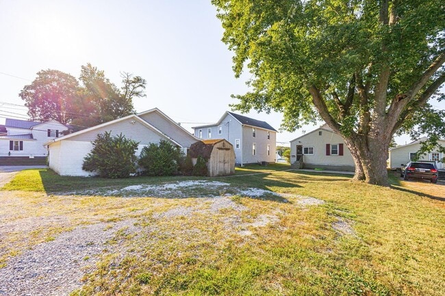 Building Photo - 334 Lancaster Pike