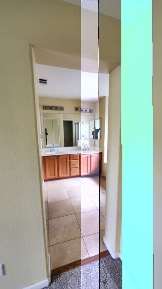 Building Photo - 9361 La Tonis Way