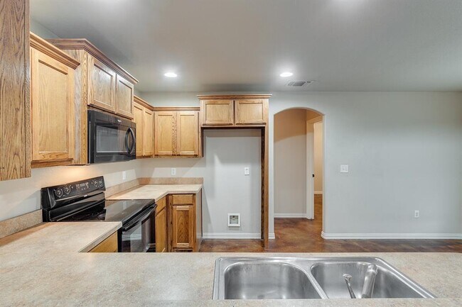 Building Photo - 102 Jolin Ln