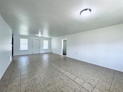 Building Photo - 473837 E 1117 Rd