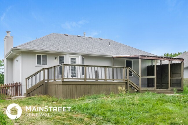 Building Photo - 1312 Stonecrest Dr