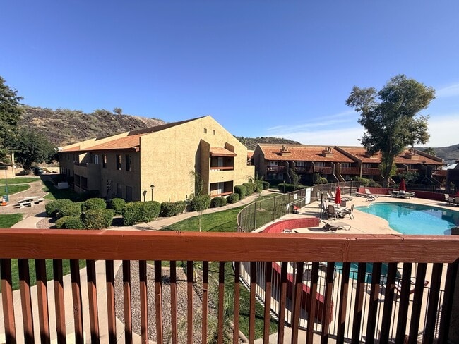 Building Photo - 14203 N 19th Ave