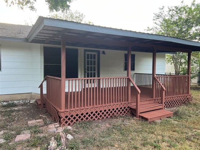 Building Photo - 8518 Woodstone Dr