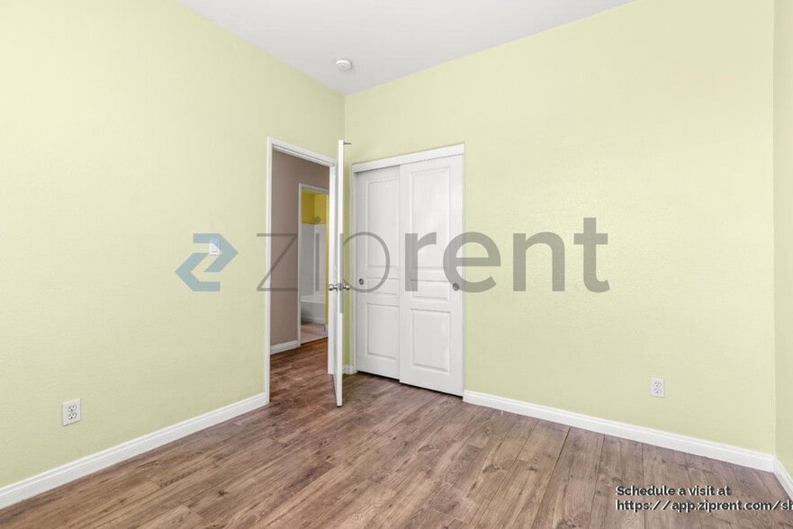 Building Photo - 1860 E 12th St